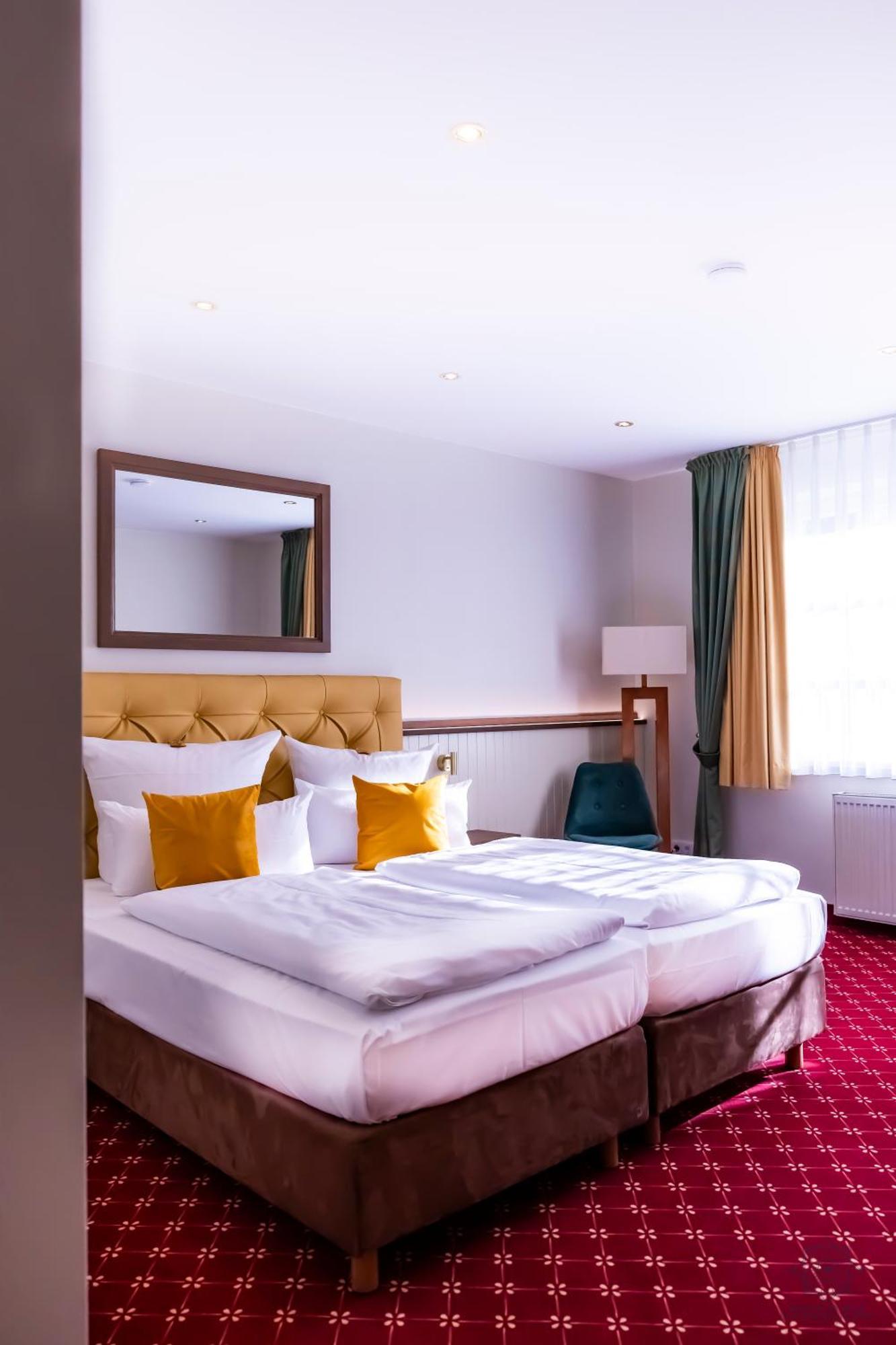Hotel Fliegerheim Borkheide Экстерьер фото