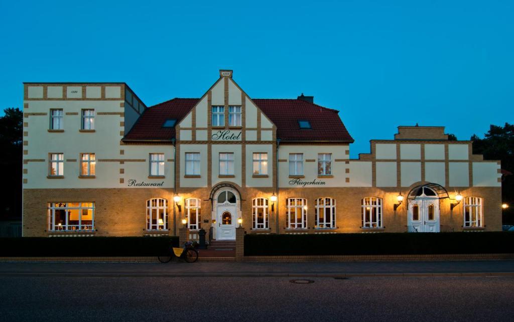 Hotel Fliegerheim Borkheide Экстерьер фото